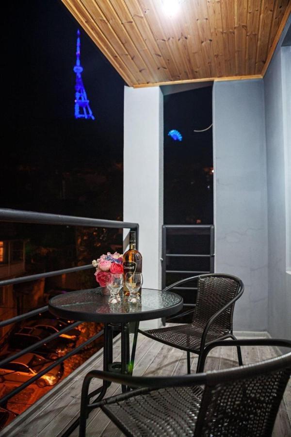Twins Hotel Tbilisi Exterior foto